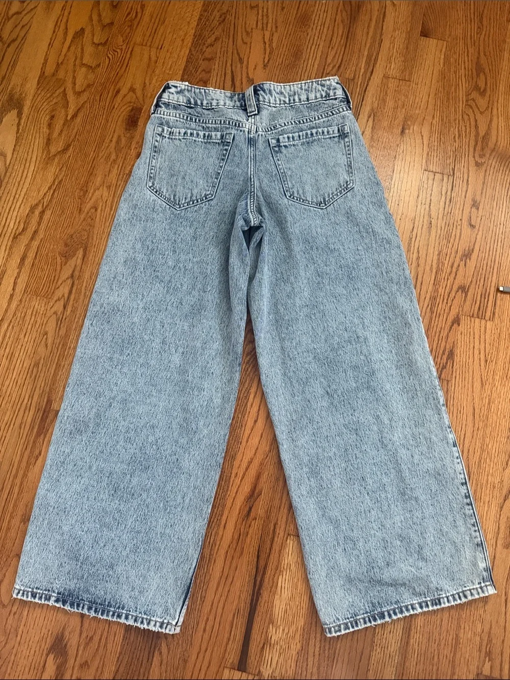 Women’s jeans-with tags never worn